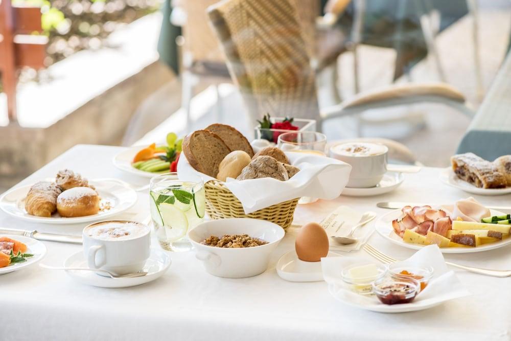 Dominik Alpine City Wellness Hotel - Adults Only Bressanone Esterno foto