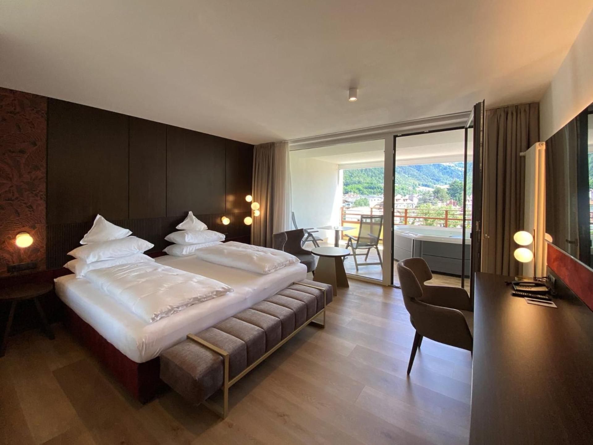 Dominik Alpine City Wellness Hotel - Adults Only Bressanone Esterno foto