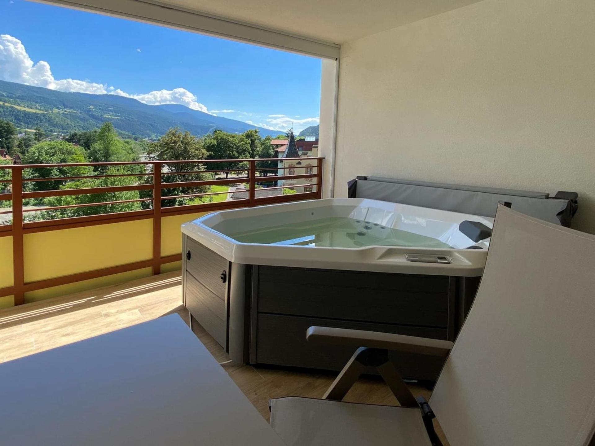 Dominik Alpine City Wellness Hotel - Adults Only Bressanone Esterno foto