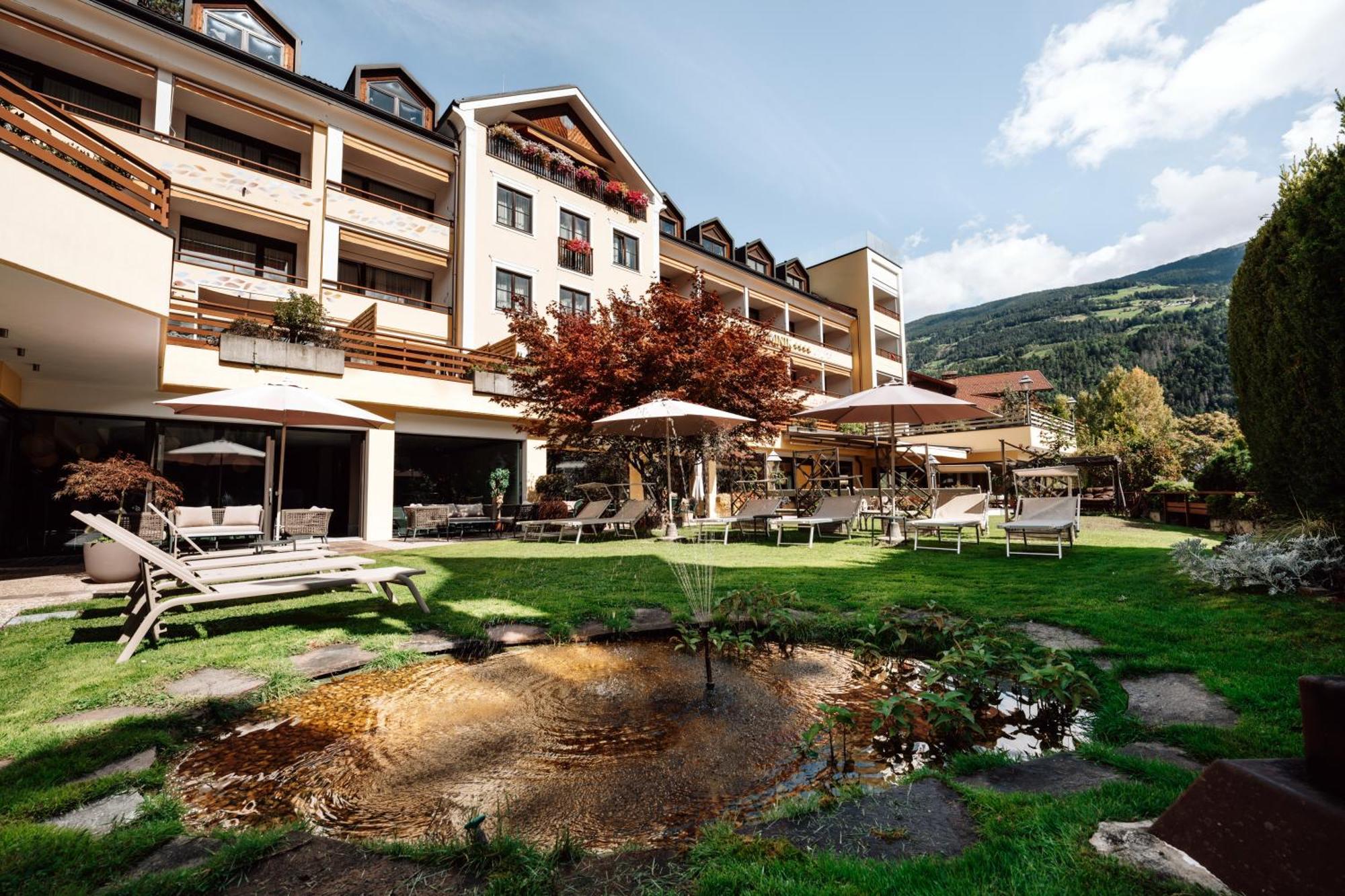 Dominik Alpine City Wellness Hotel - Adults Only Bressanone Esterno foto
